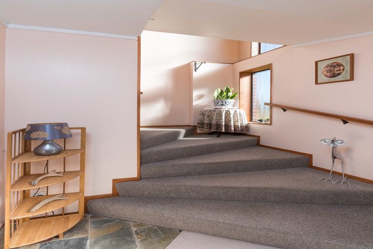 Photo of property in 9 Mako Lane, Paihia, 0200