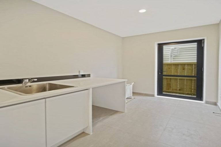 Photo of property in 28 Lusitano Drive, Karaka, Papakura, 2113