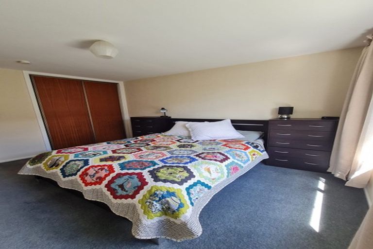 Photo of property in 2/12 Greenock Street, Redwood, Christchurch, 8051