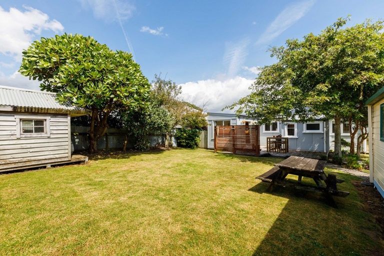 Photo of property in 7 Henui Street, Strandon, New Plymouth, 4312