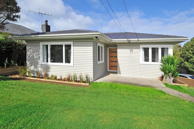 Photo of property in 5a Scotts Road, Manurewa East, Auckland, 2102