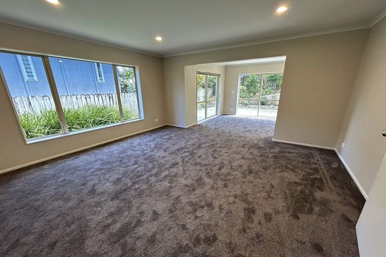 Photo of property in 237a Titirangi Road, Titirangi, Auckland, 0604