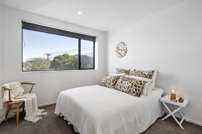 Photo of property in 1 Mary Dobson Way, Island Bay, Wellington, 6023