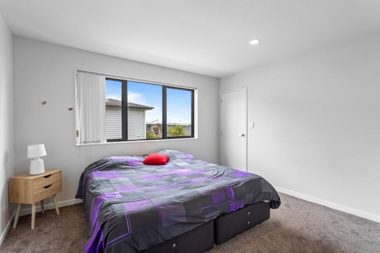 Photo of property in 3 Crompton Place, Orewa, 0931