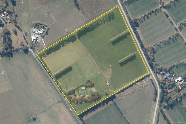 Photo of property in 900 Loburn Whiterock Road, Loburn, Rangiora, 7472
