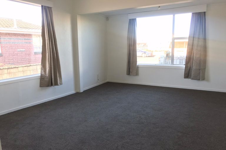 Photo of property in 140a Macandrew Road, South Dunedin, Dunedin, 9012