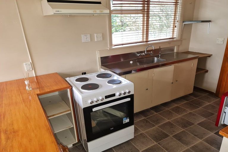 Photo of property in 78 Wakefield Street, Westport, 7825