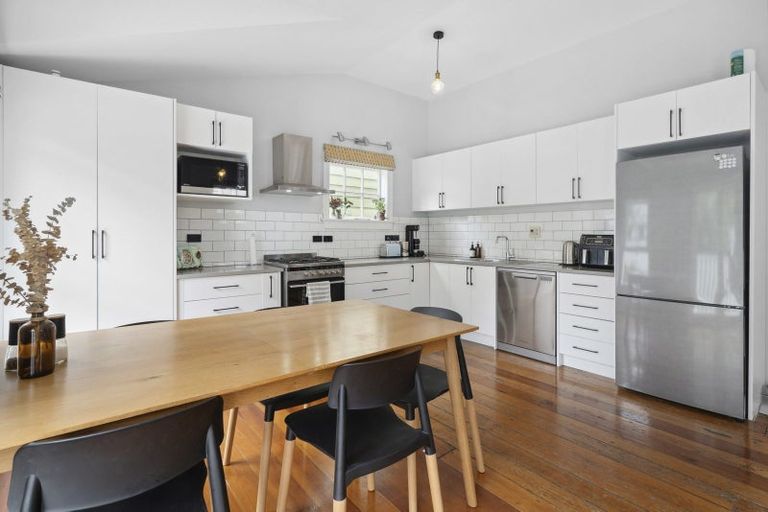 Photo of property in 34 Aro Street, Aro Valley, Wellington, 6021
