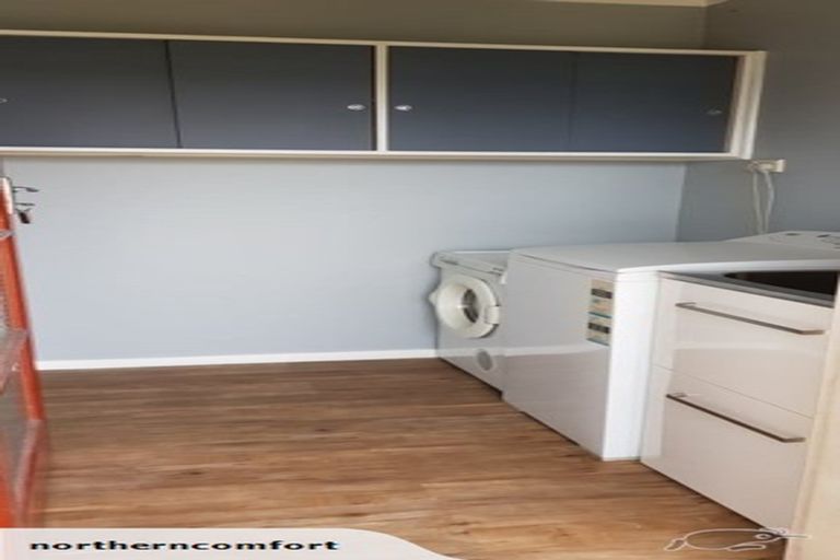 Photo of property in 4 Bartholomew Road, Levin, 5510