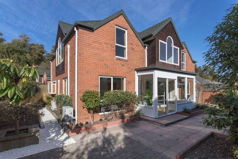 Photo of property in 89b Totara Street, Fendalton, Christchurch, 8041