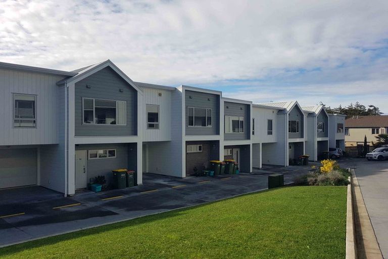 Photo of property in 12/19 Ruakiwi Road, Hamilton Lake, Hamilton, 3204