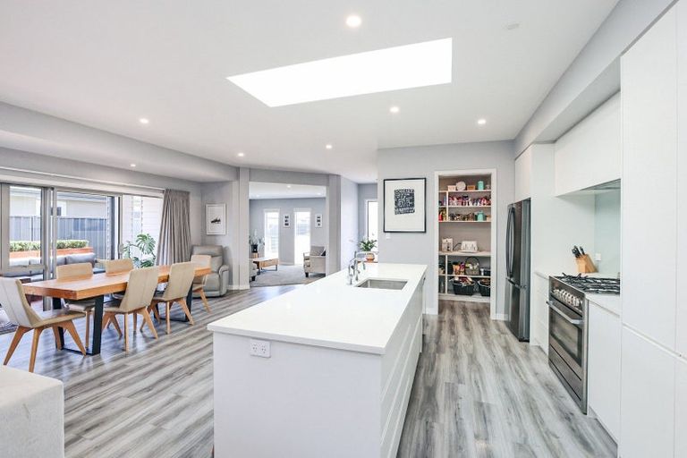 Photo of property in 9 Manapouri Street, Poraiti, Napier, 4112