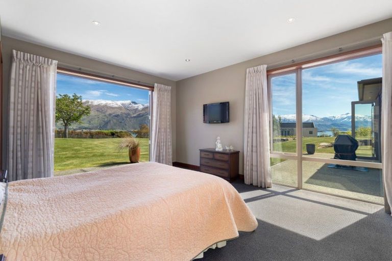 Photo of property in 19 Ridgecrest, Wanaka, 9305