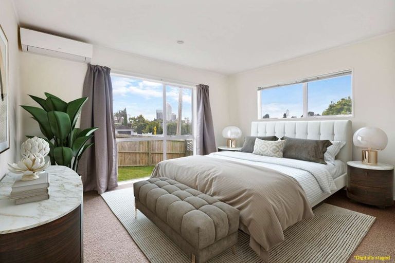 Photo of property in 2/40 Hart Road, Hauraki, Auckland, 0622