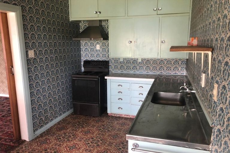 Photo of property in 106 Shamrock Street, Takaro, Palmerston North, 4412