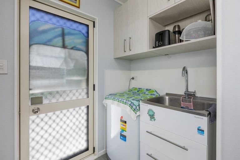 Photo of property in 106a Latham Street, Marewa, Napier, 4110