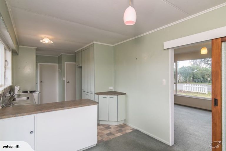 Photo of property in 24 Titoki Road, Raumati Beach, Paraparaumu, 5032