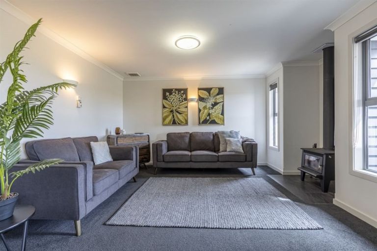 Photo of property in 85 Pukepapa Road Extn, Bulls, Marton, 4789