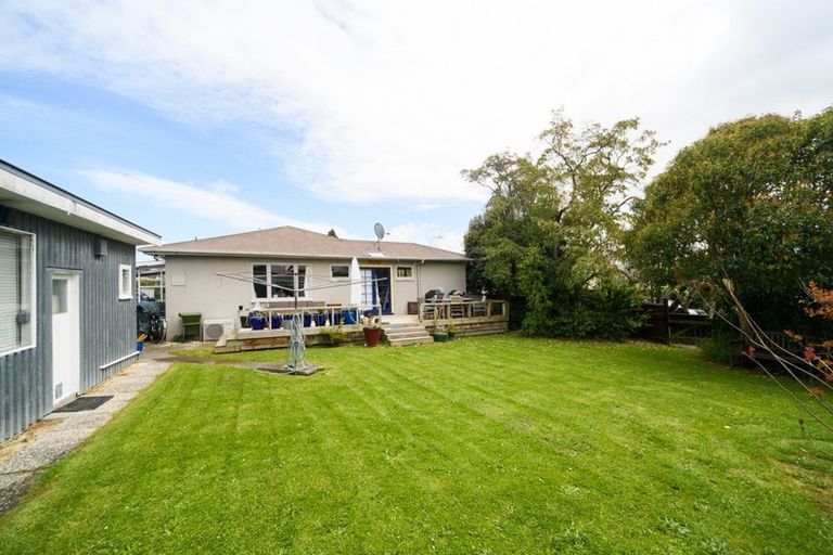 Photo of property in 2 Tern Place, Hokowhitu, Palmerston North, 4410
