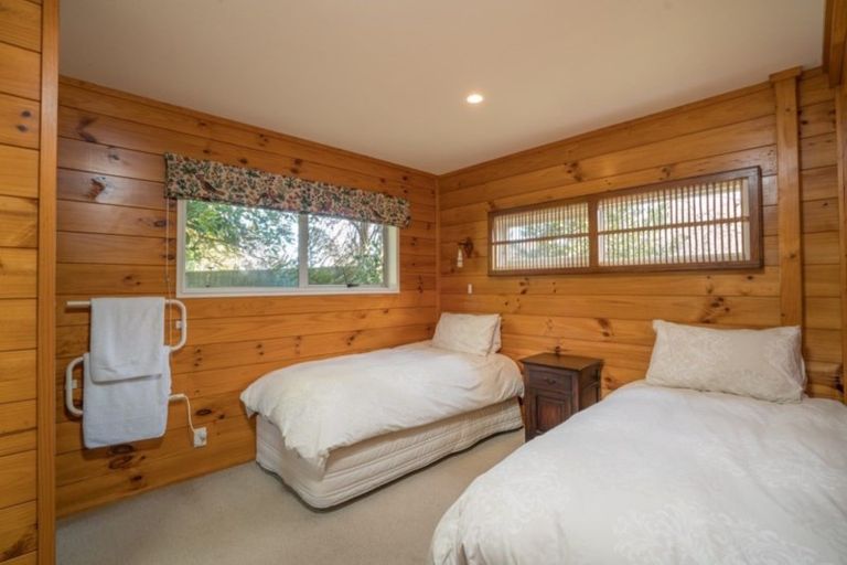 Photo of property in 18 Oregon Drive, Rainbow Point, Taupo, 3330