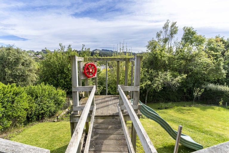 Photo of property in 18 Rennie Street, Green Island, Dunedin, 9018