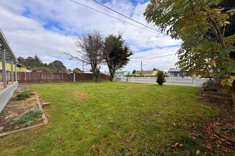 Photo of property in 1 Abercorn Place, Tokoroa, 3420