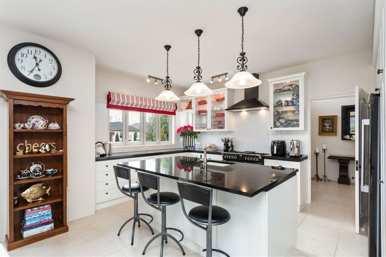 Photo of property in 8 Haddon Lane, Harewood, Christchurch, 8051