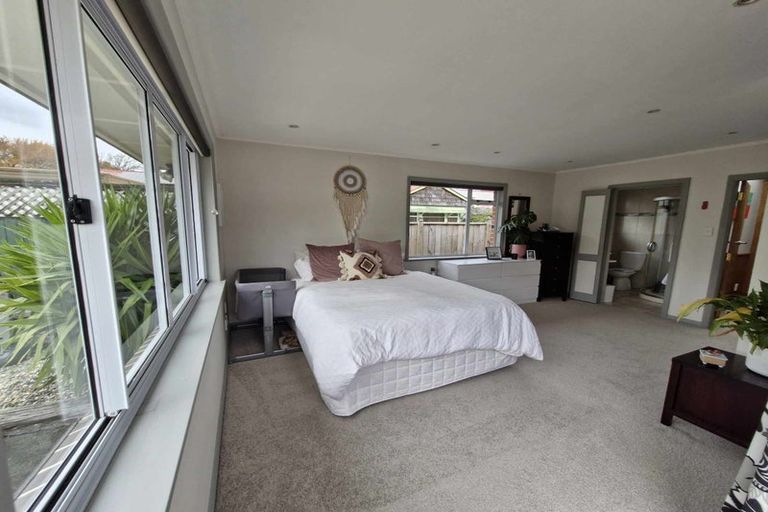 Photo of property in 12 Akatarawa Road, Brown Owl, Upper Hutt, 5018