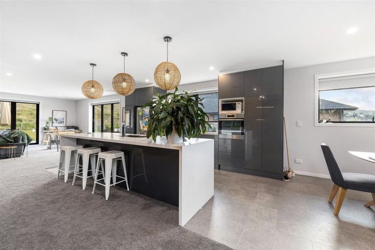 Photo of property in 31 Kingfisher Crescent, Albert Town, Wanaka, 9305