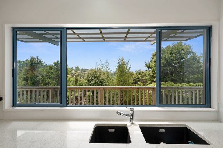 Photo of property in 361a Paremoremo Road, Paremoremo, Auckland, 0632