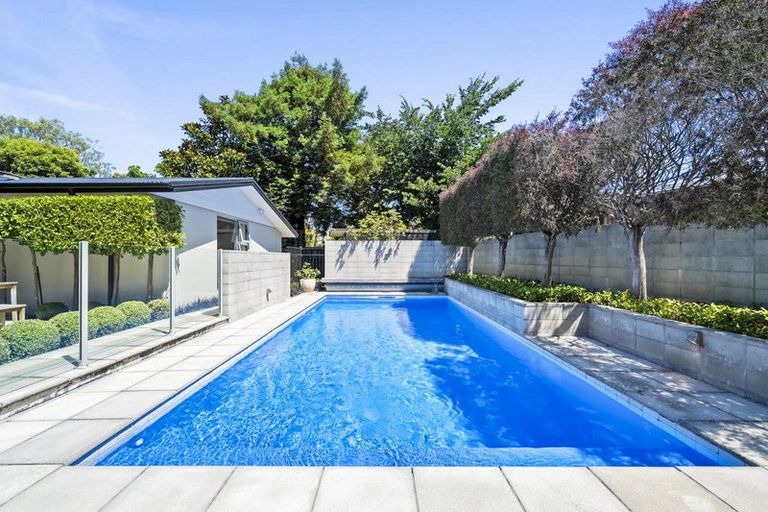 Photo of property in 89b Memorial Avenue, Ilam, Christchurch, 8053