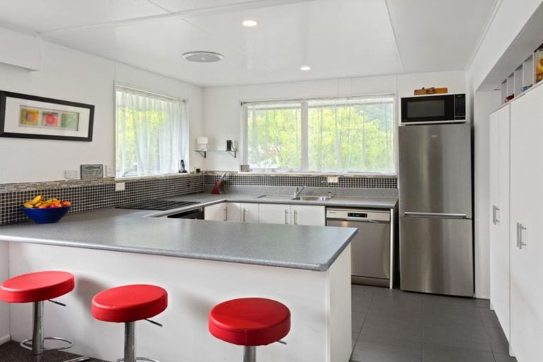 Photo of property in 59a Wairau Road, Picton, 7220