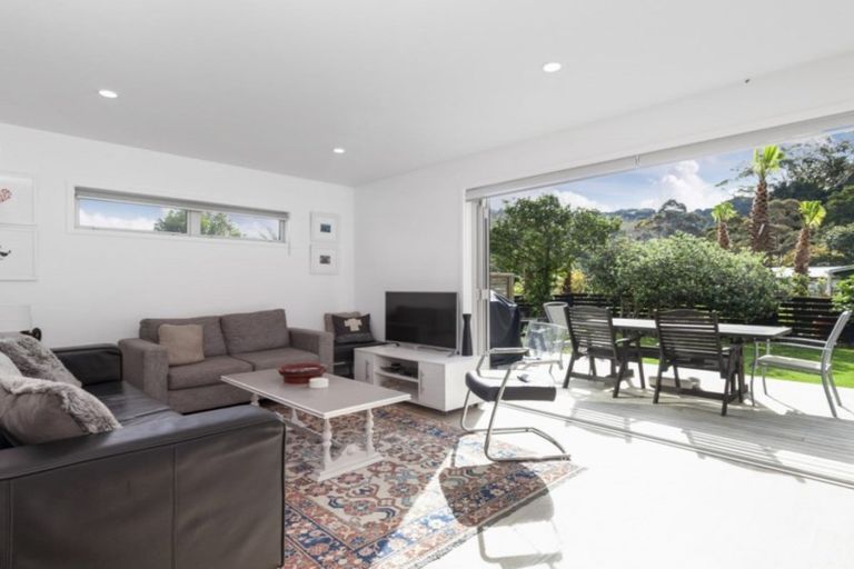 Photo of property in 542 Leigh Road, Whangateau, Warkworth, 0985