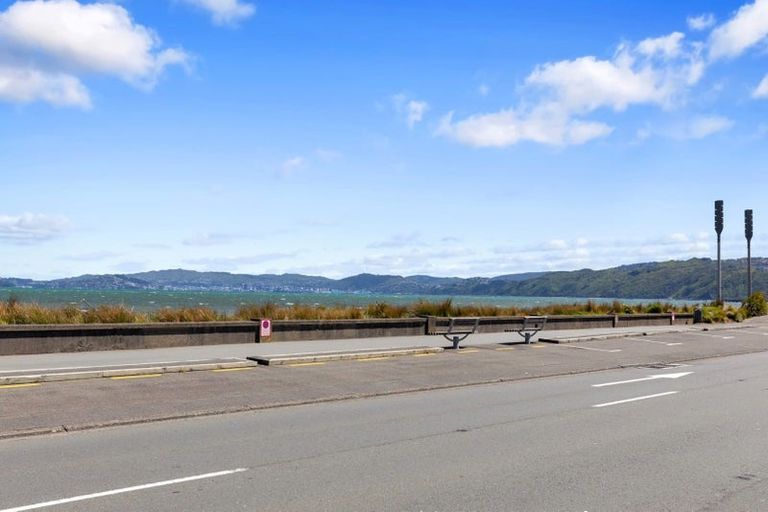 Photo of property in 1 Aurora Street, Petone, Lower Hutt, 5012