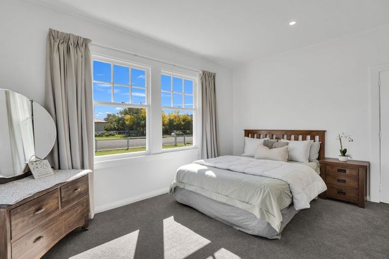 Photo of property in 6 Lowry Street, Waiau, 7332