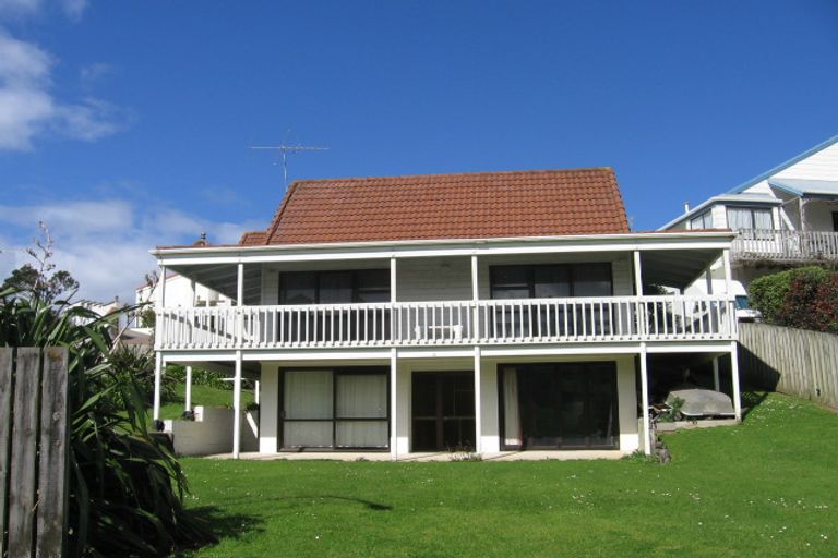 Photo of property in 21 Du Fresne Place, Russell, 0202