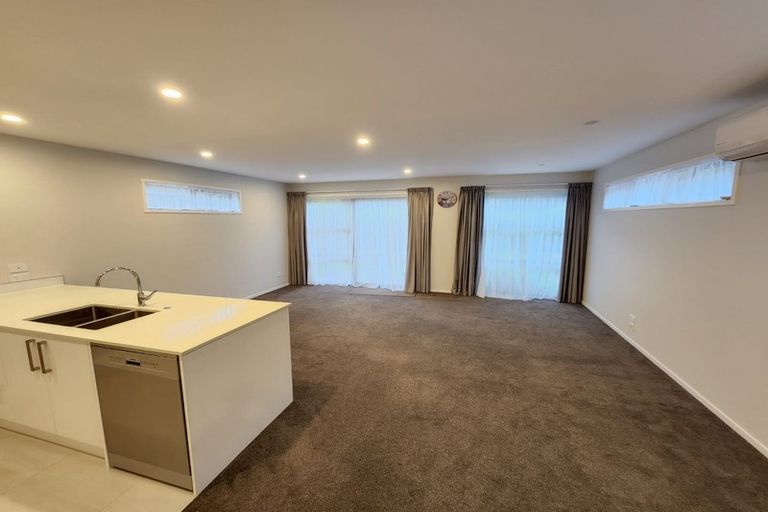 Photo of property in 9a Pakaraka Drive, Papakura, 2110