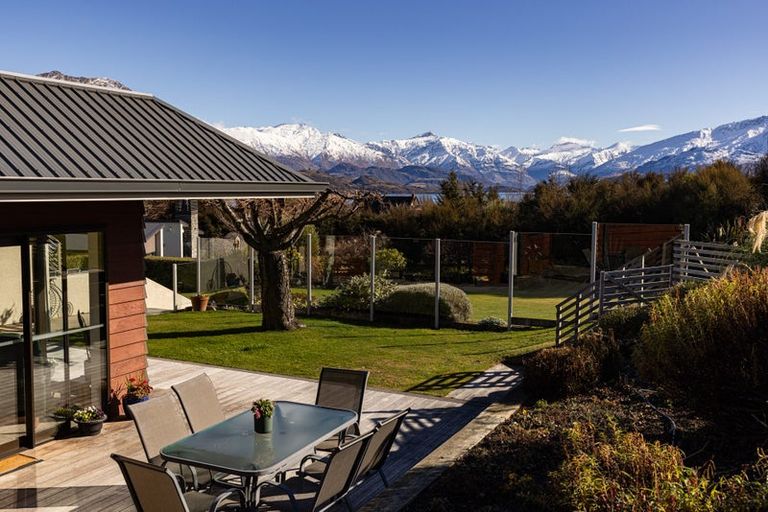 Photo of property in 98 Hunter Crescent, Wanaka, 9305