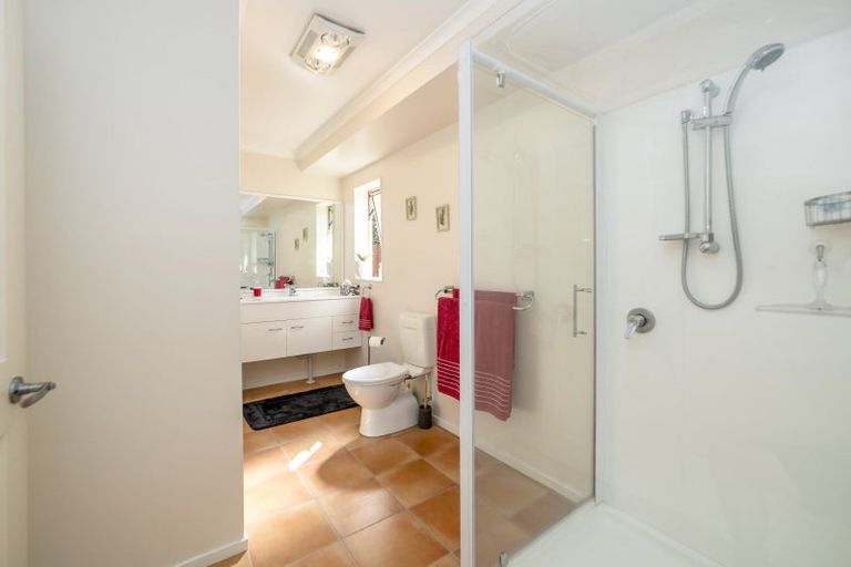 Photo of property in 20 Philip Street, Carterton, 5713