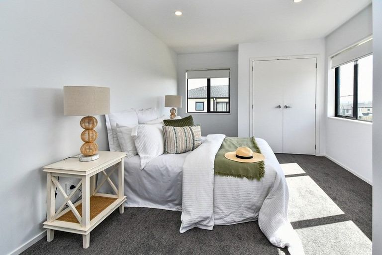 Photo of property in 23 Nola Dawn Avenue, Papakura, 2110