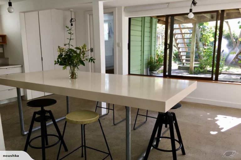 Photo of property in 32 Aro Street, Aro Valley, Wellington, 6021