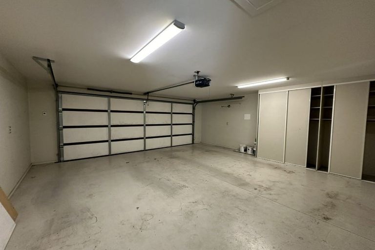 Photo of property in 6 Federer Lane, Bishopdale, Christchurch, 8053