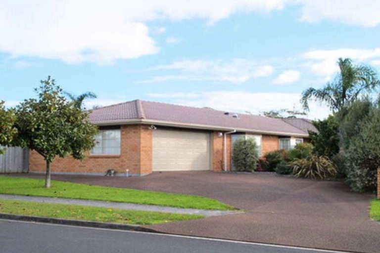 Photo of property in 55 Bob Charles Drive, Golflands, Auckland, 2013