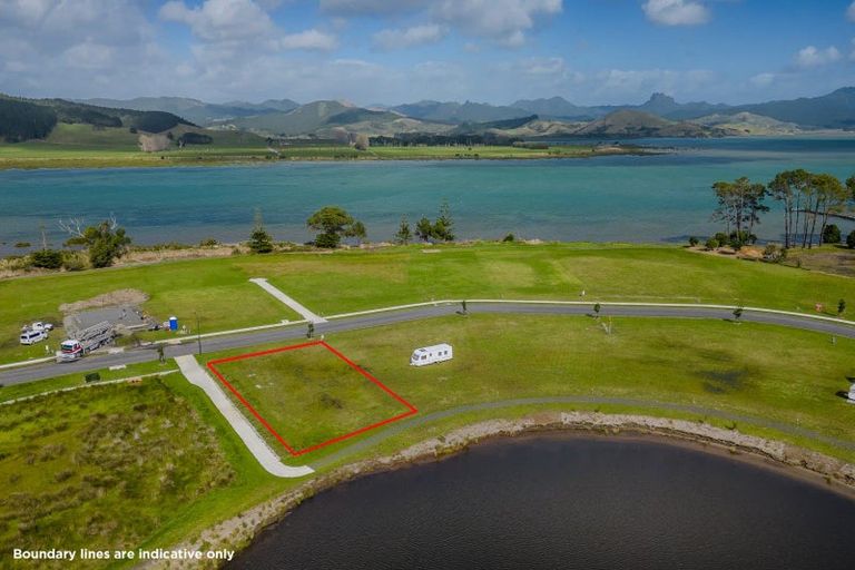 Photo of property in 13 Taniwha Place, Matarangi, 3592