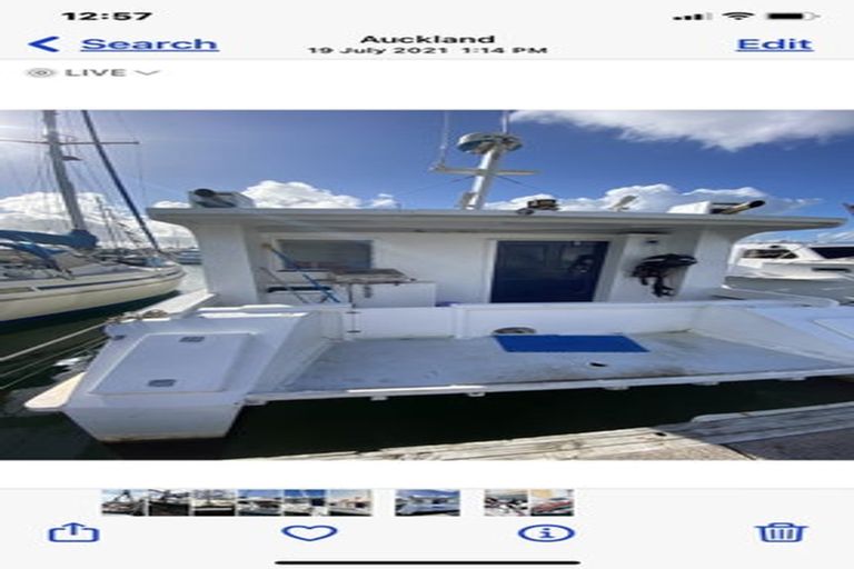 Photo of property in 341 Upper Harbour Drive, Greenhithe, Auckland, 0632