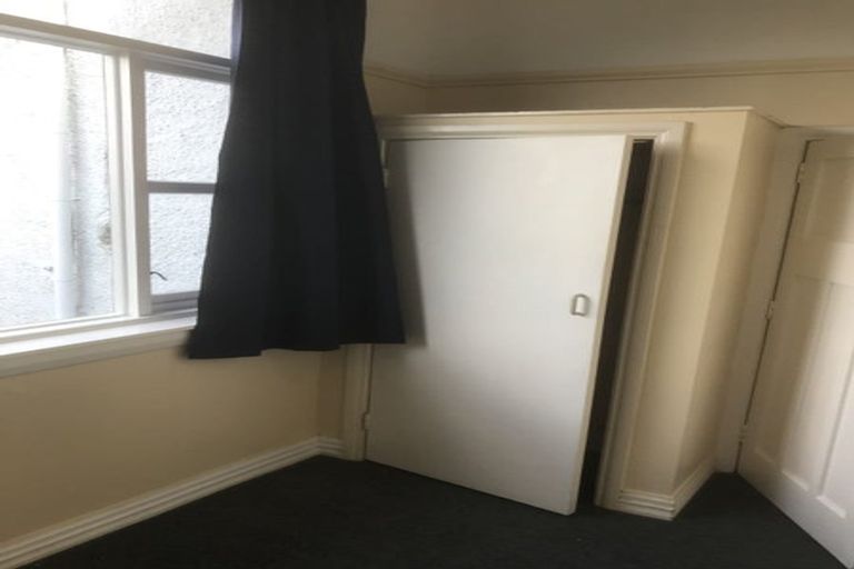 Photo of property in 10a Henry Street, Kilbirnie, Wellington, 6022