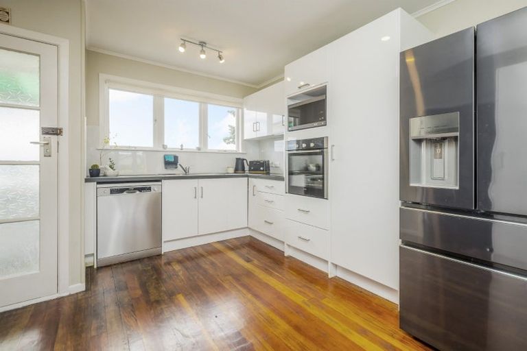 Photo of property in 20 Rembrandt Place, Opaheke, Papakura, 2113