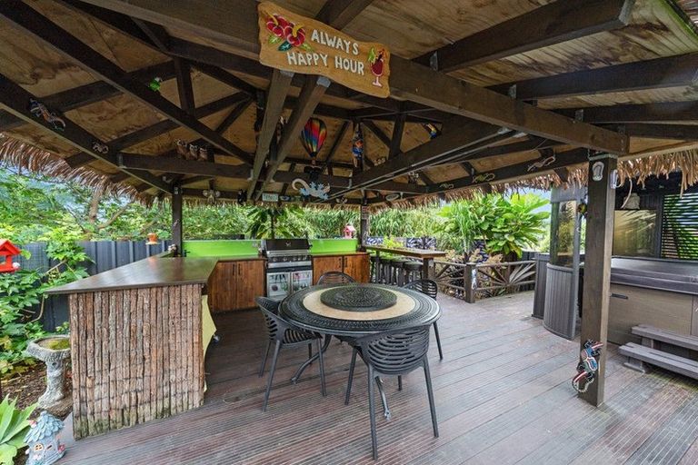 Photo of property in 27 Chums Road, Paraparaumu Beach, Paraparaumu, 5032