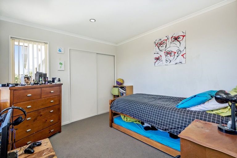Photo of property in 49 Somerville Crescent, Aidanfield, Christchurch, 8025