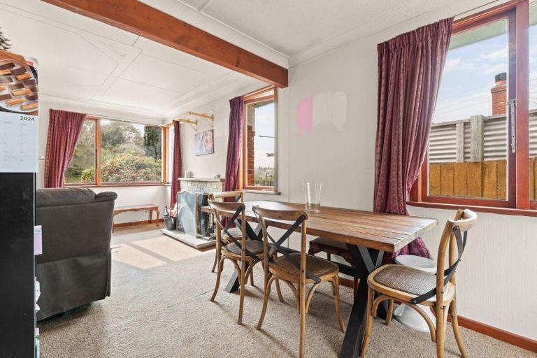 Photo of property in 21 Centennial Avenue, Helensburgh, Dunedin, 9010